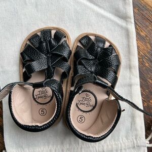 New black closed toe sandals Little Love Bug